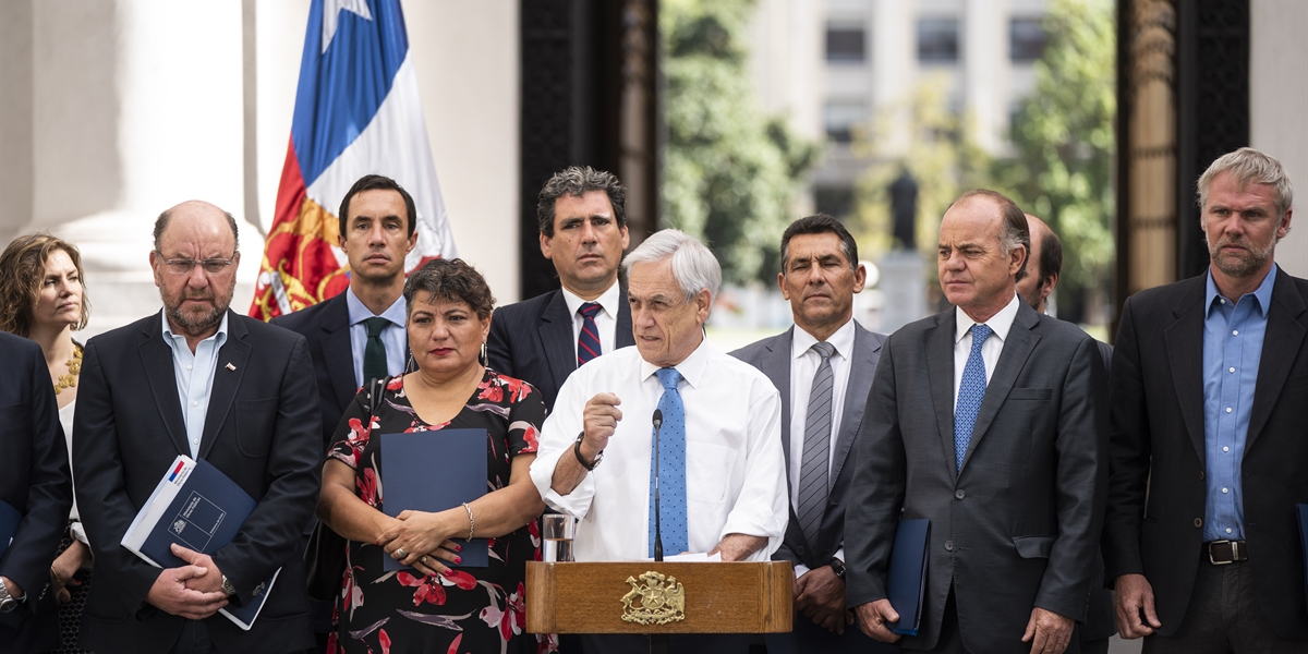 Presidente Piñera recibe propuesta de la Mesa Nacional del Agua para enfrentar la sequía