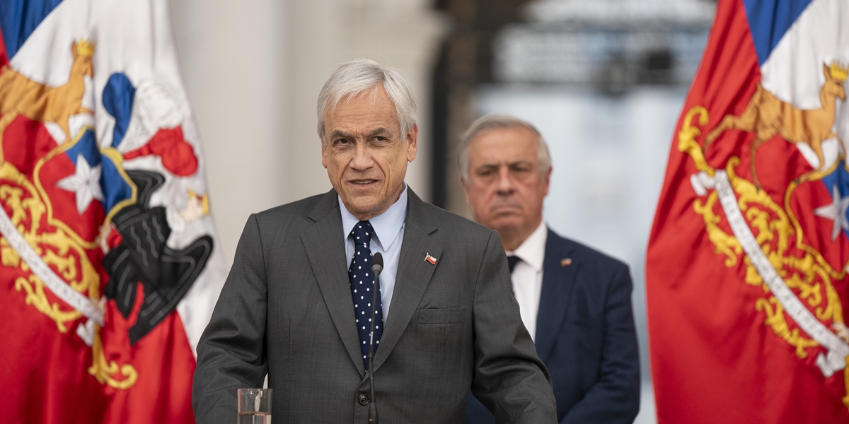 Presidente anuncia suspensión de alza de planes de Isapres