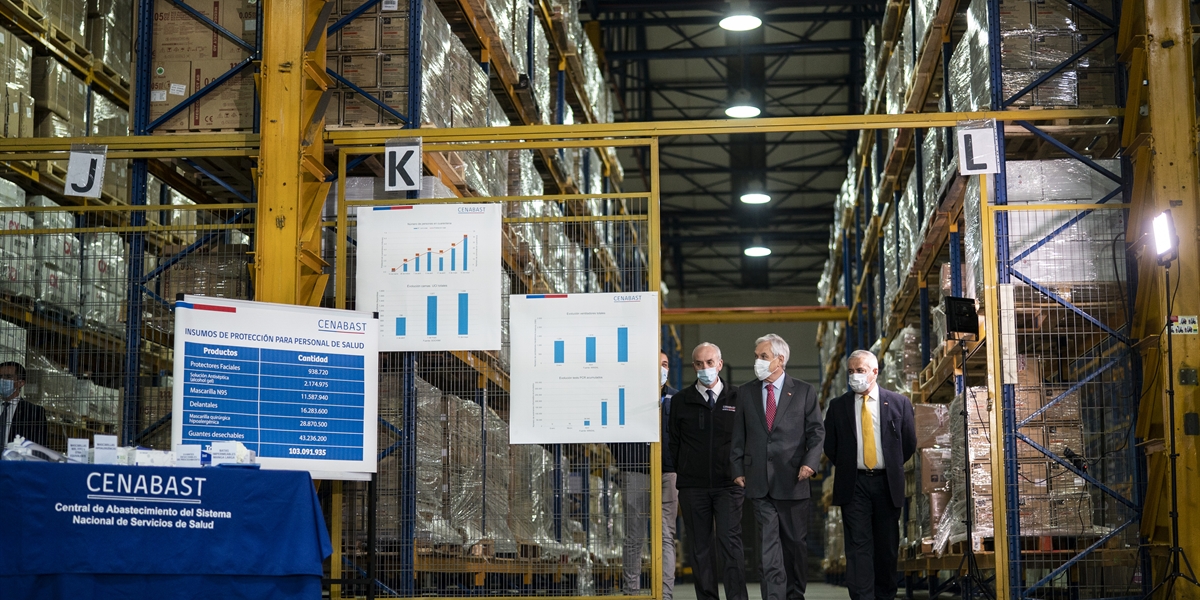 Presidente Piñera visita Central de Abastecimiento del Sistema Nacional de Servicios de Salud (CENABAST)