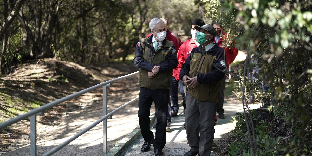 Presidente Piñera anuncia nuevos Parques Nacionales Río Clarillo y Salar del Huasco