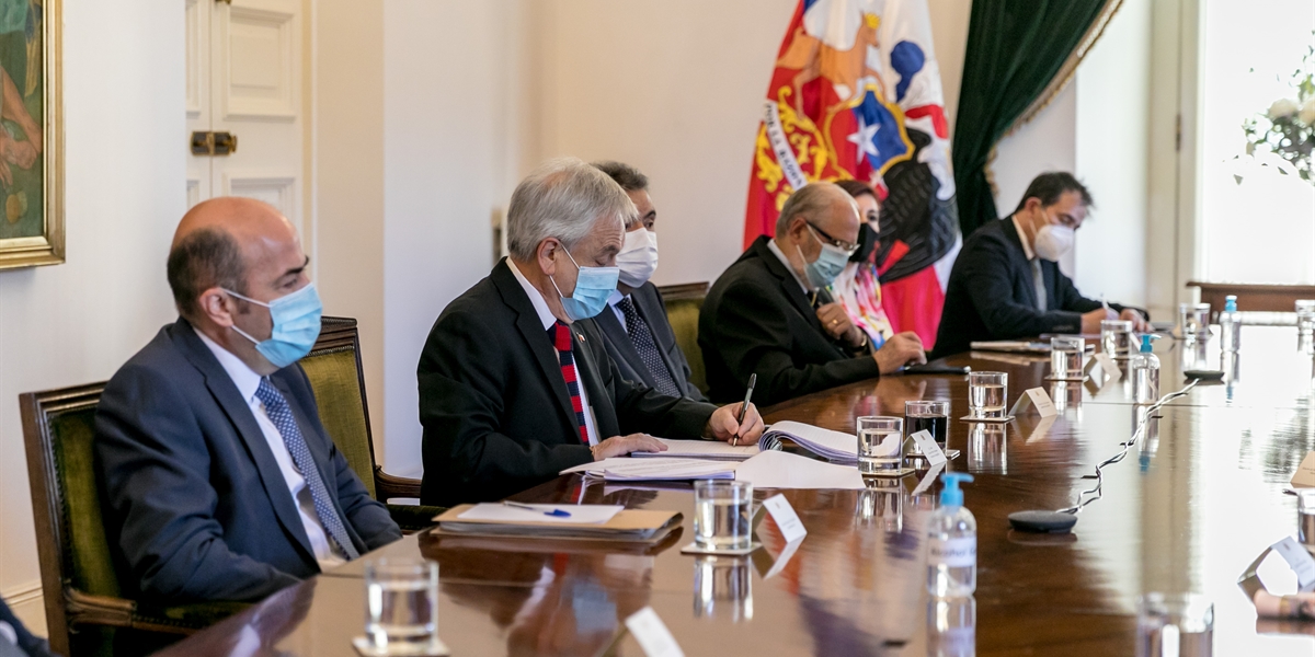 Presidente Piñera encabeza reunión de comisión para la reforma a Carabineros