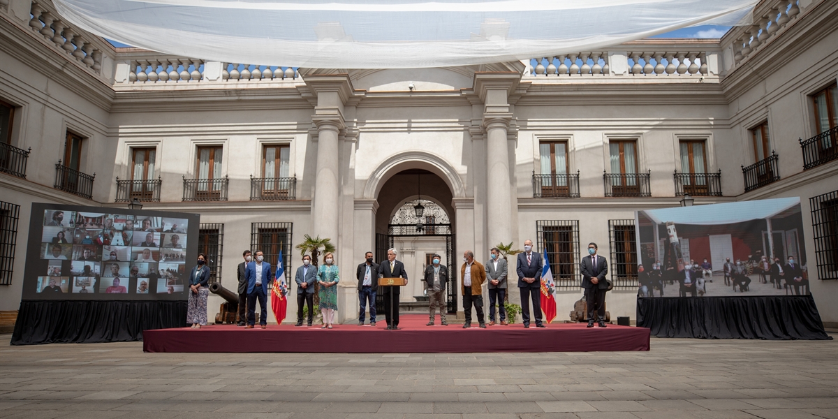 Presidente Piñera encabeza conmemoración de 10 aniversario de rescate de los 33 mineros