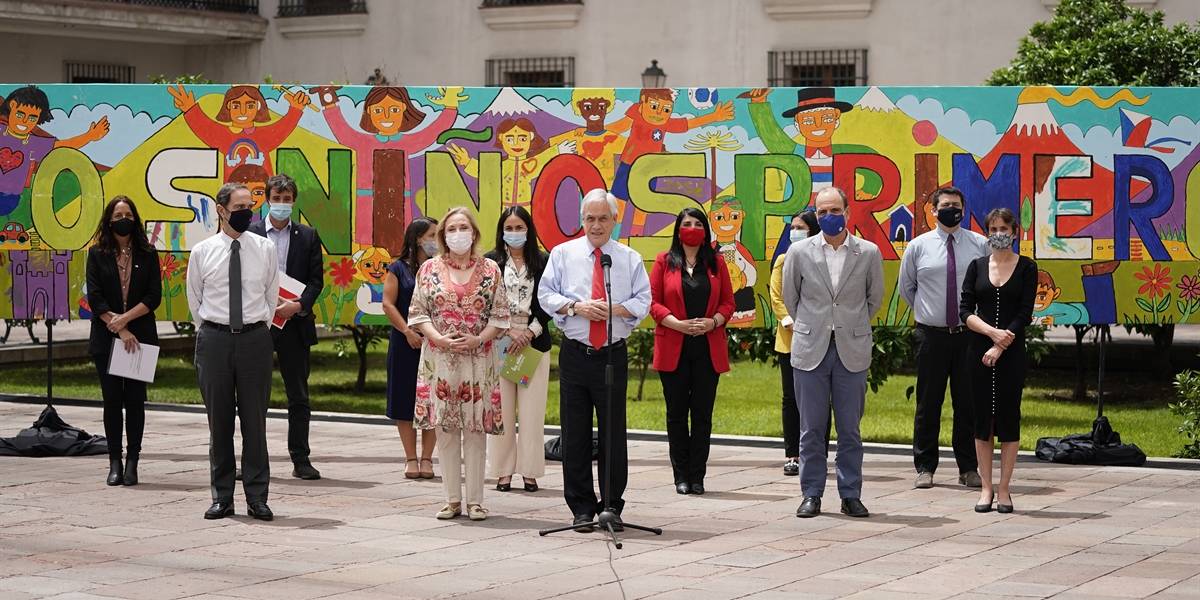Presidente Piñera encabeza reunión de trabajo tras aprobación en el Congreso de proyecto de ley que pone fin al Sename