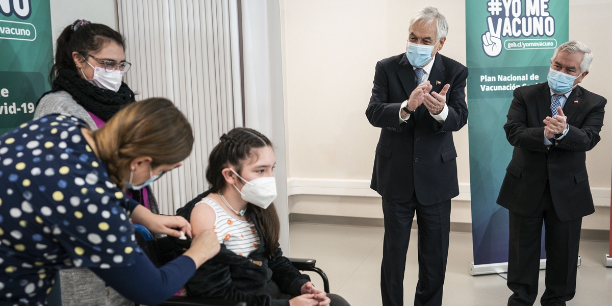 Presidente Piñera da inicio a la vacunación contra el Covid-19 en menores de 18 años