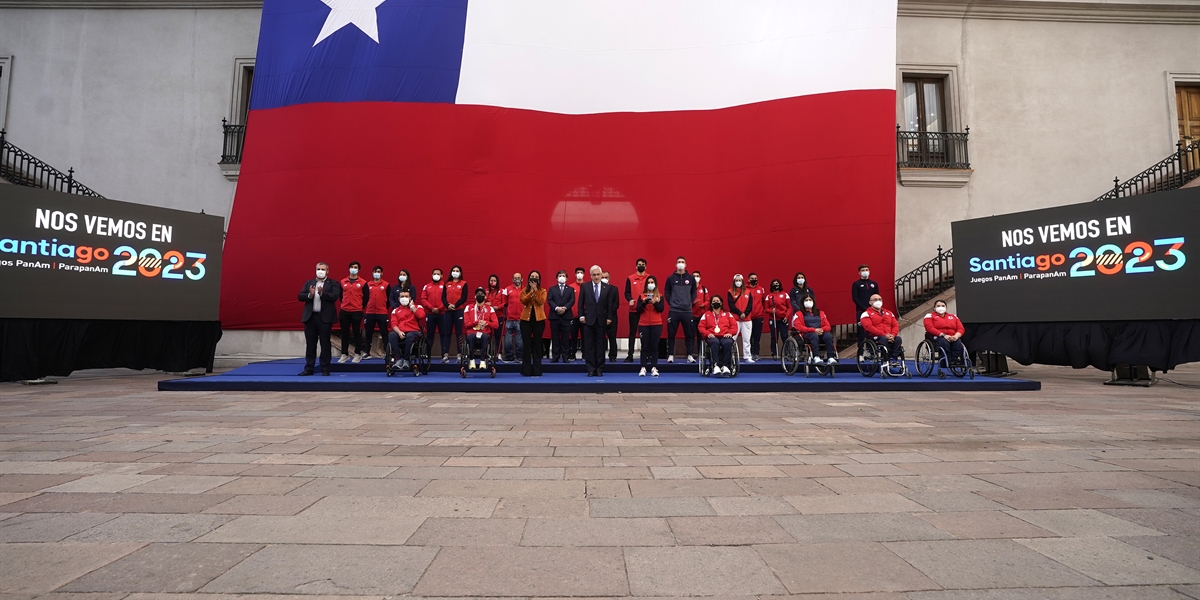 Presidente Piñera recibe a las delegaciones de deportistas Olímpicos y Paralímpicos