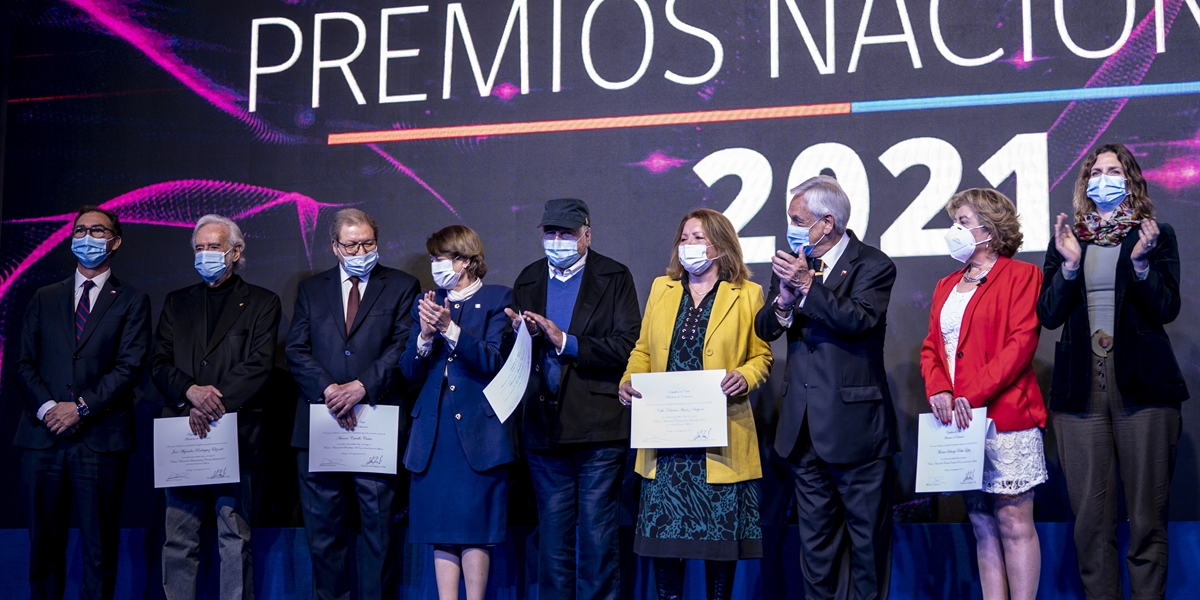 Presidente Piñera encabeza ceremonia de entrega de Premios Nacionales 2021