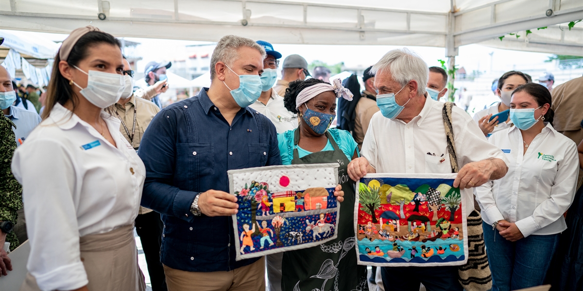 Presidente Piñera visita el proyecto Feria Paz con Legalidad