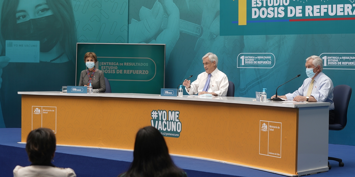 Presidente Piñera encabeza entrega de resultados de estudio sobre efectividad de dosis de refuerzo