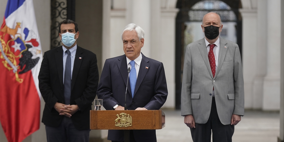 Presidente Piñera realiza punto de prensa