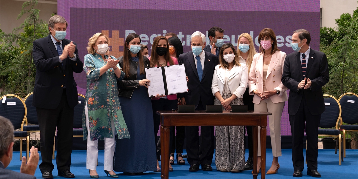 Presidente Piñera encabeza promulgación del Registro Nacional de Deudores de Pensiones de Alimentos