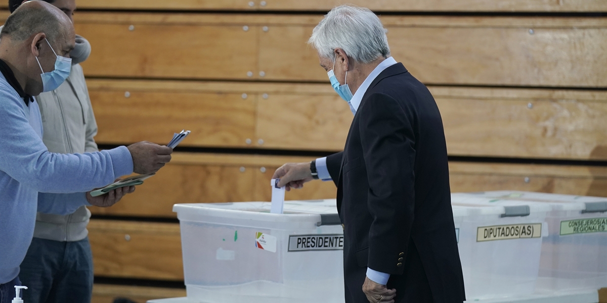 Presidente Piñera asiste a votar en elecciones Presidenciales, Parlamentarias y de Consejeros Regionales