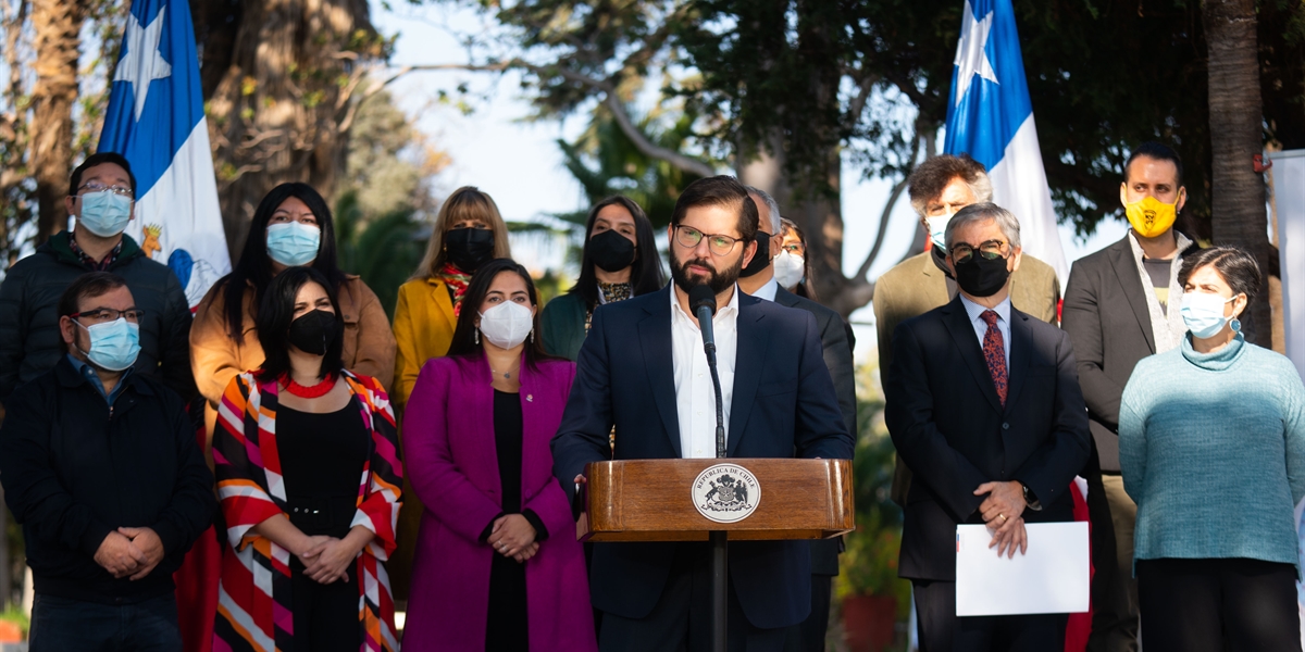 Presidente de la República, Gabriel Boric Font, presenta paquete de medidas energéticas para ayudar a las familias durante el invierno, con las cuentas de parafina, electricidad y gas licuado.