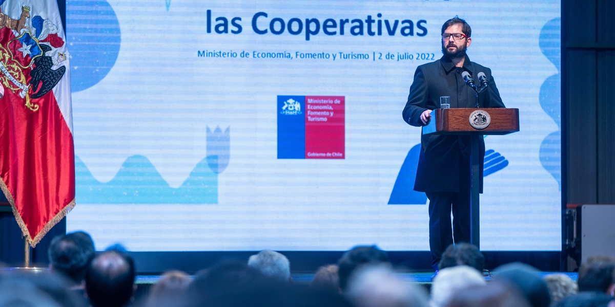 Presidente de la República, Gabriel Boric Font, encabeza la ceremonia de conmemoración del Día Internacional de las Cooperativas