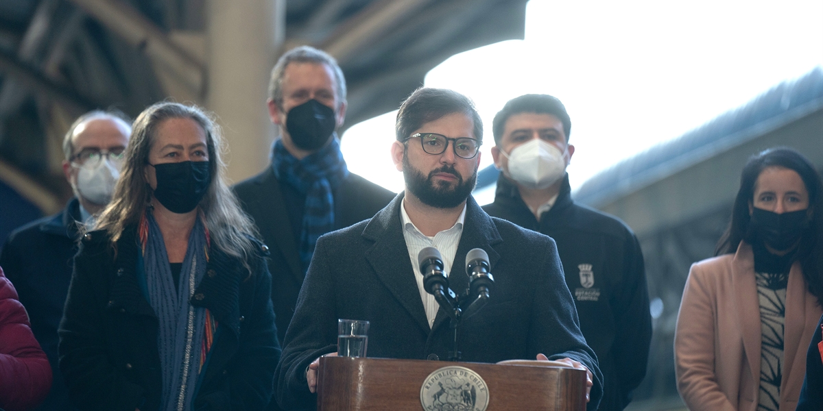 Presidente de la República participa en lanzamiento de viajes en tren para vacaciones de Adultos Mayores