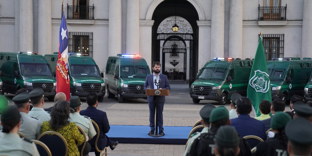 Presidente de la República, Gabriel Boric Font, participa de entrega de nuevos vehículos institucionales a Gendarmería de Chile