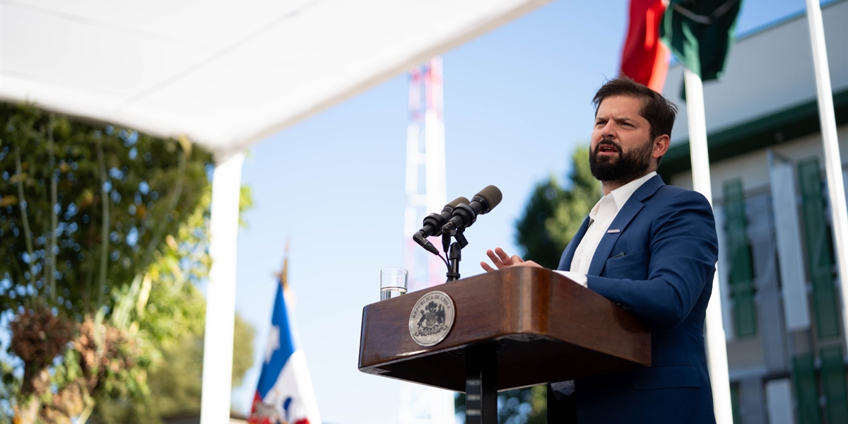 Presidente de la República, Gabriel Boric Font, entrega la nueva subcomisaría de Longaví