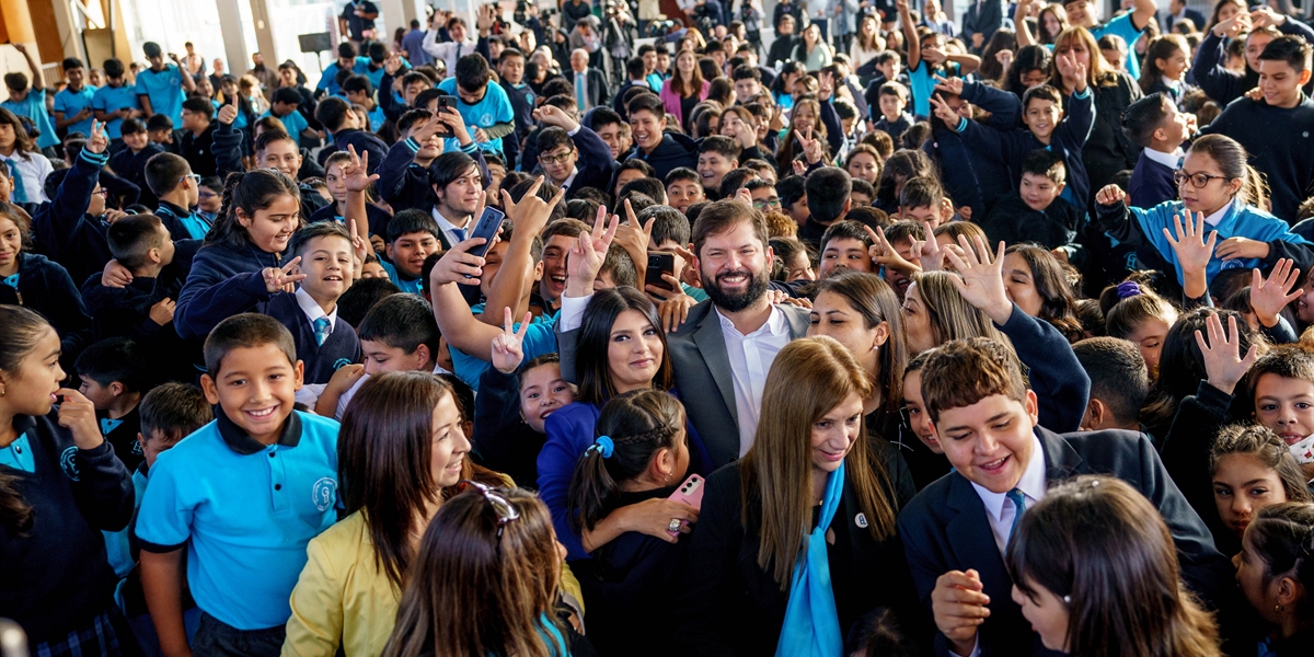 Presidente de la República, Gabriel Boric Font, visita las obras finalizadas del proyecto de conservación de emergencia del Colegio Gerónimo Lagos Lisboa