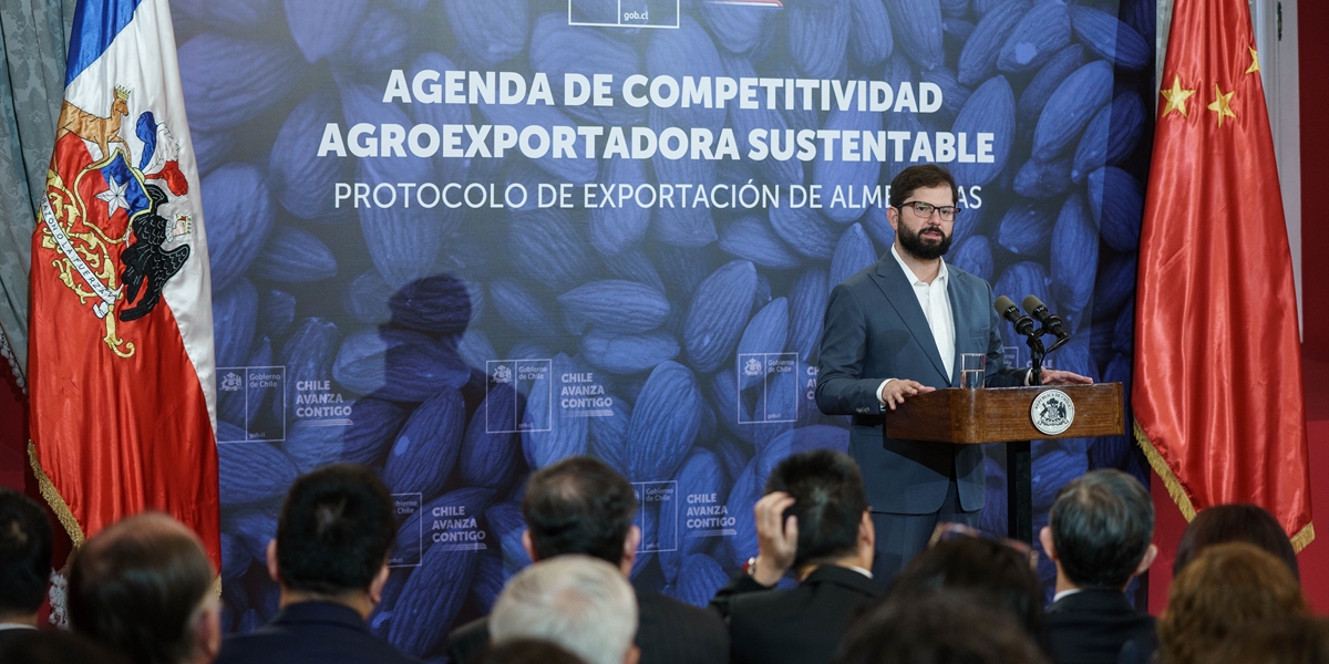 Presidente de la República, Gabriel Boric Font, participa en la firma de protocolo aduanero con China