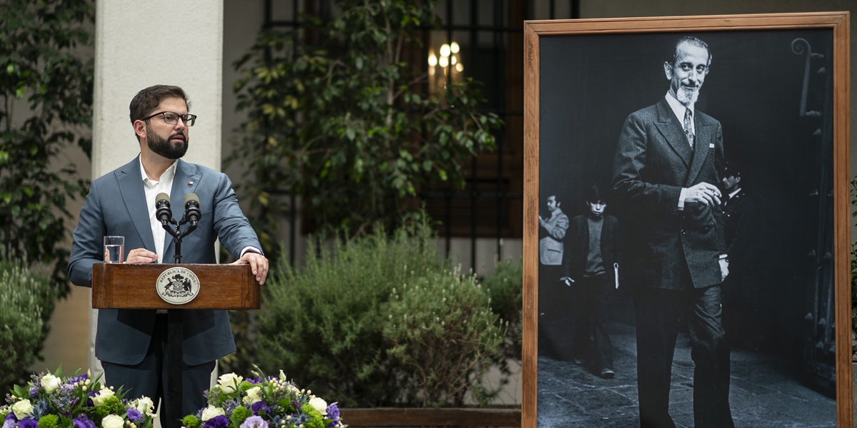 Presidente de la República, Gabriel Boric Font, participa de la ceremonia de homenaje al exministro del Interior y Defensa Nacional del Presidente Salvador Allende Gossens, José Tohá González
