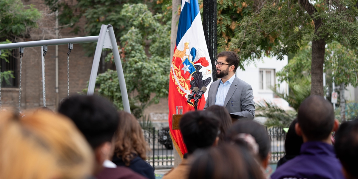 Presidente de la República, Gabriel Boric Font encabeza inauguración de zona infantil del Parque Portales, en el Barrio Yungay