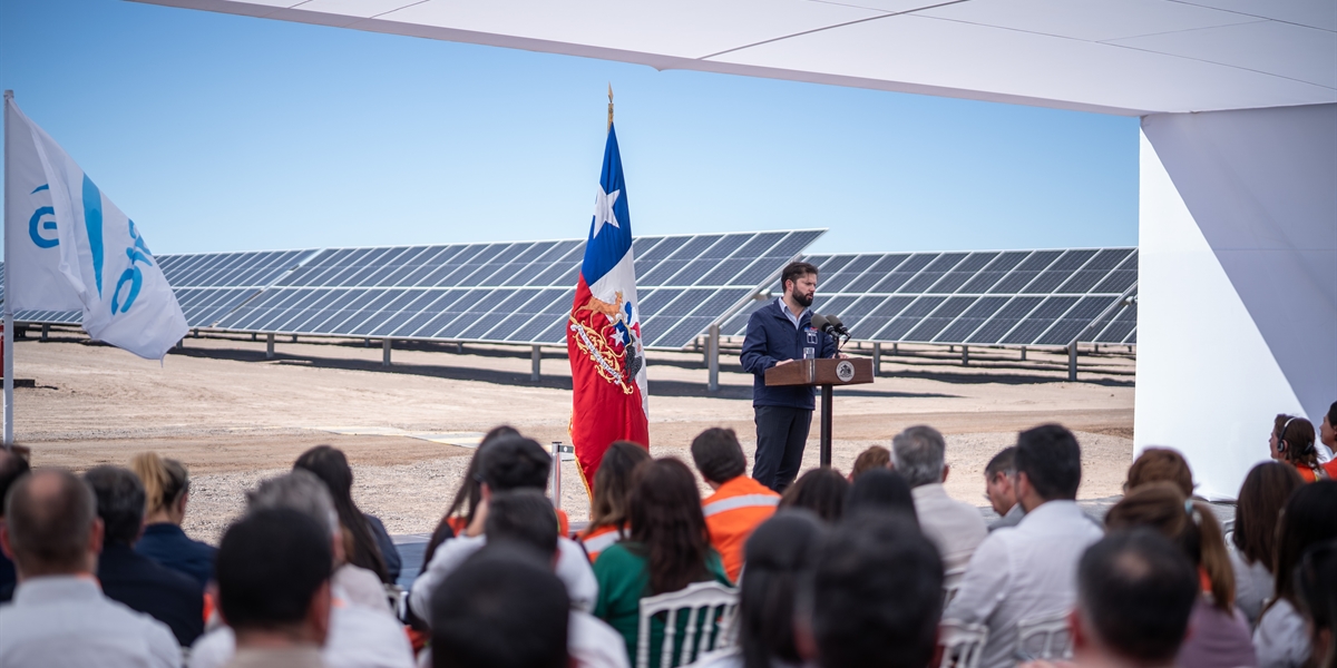 Presidente de la República, Gabriel Boric Font, encabeza la inauguración del Parque de Almacenamiento de Energía Solar Bess Coya