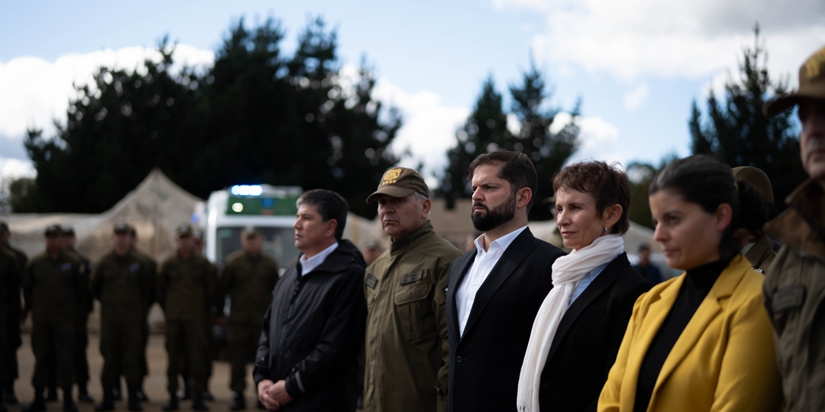 Presidente de la República, Gabriel Boric Font, participa de responso de carabineros en Cañete