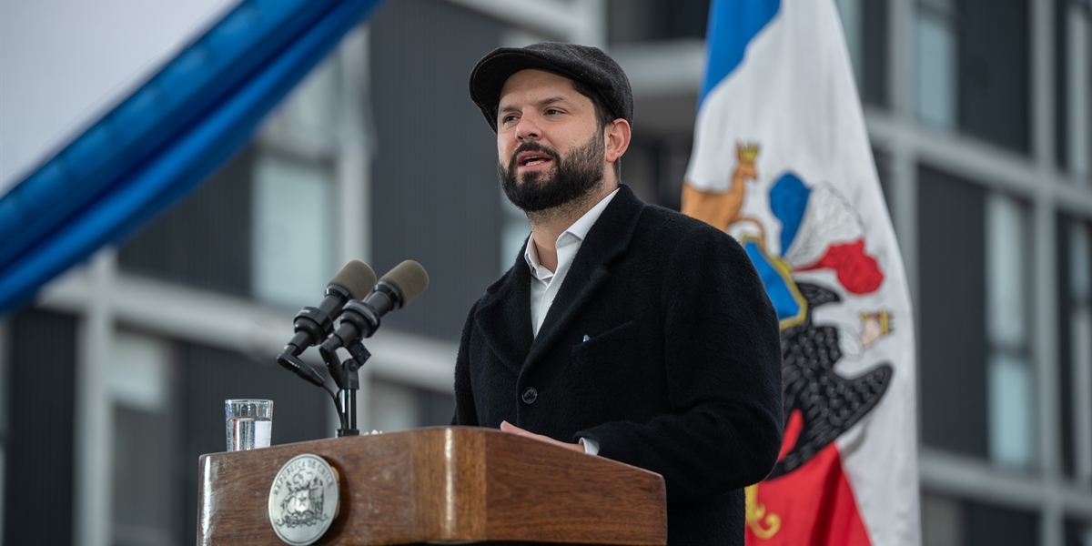 Presidente de la República, Gabriel Boric Font, encabeza ceremonia de entrega de viviendas en la Villa Panamericana
