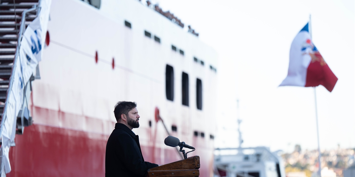 Presidente de la República, Gabriel Boric Font, participa de la ceremonia de entrega y comisionamiento del buque rompehielos Almirante Viel