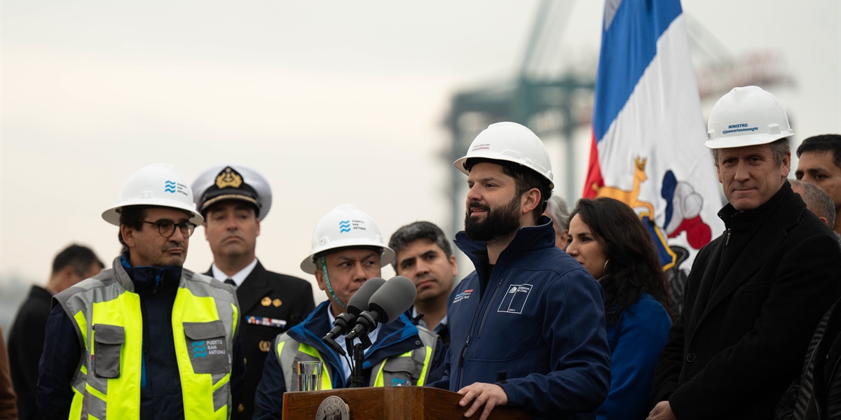 Presidente de la República, Gabriel Boric Font, recorre los nuevos proyectos de la Empresa Portuaria San Antonio
