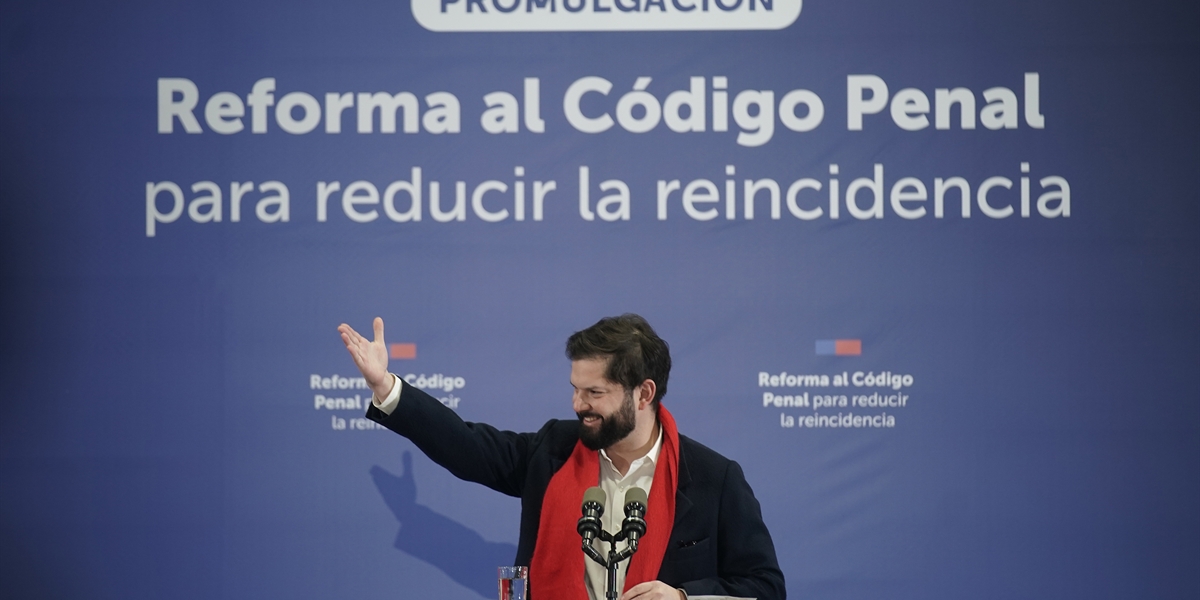 Presidente de la República, Gabriel Boric Font, encabeza promulgación de la Reforma al Código Penal y el Código Procesal Penal para reducir la reincidencia y mejorar la persecución de los delitos de mayor connotación social.