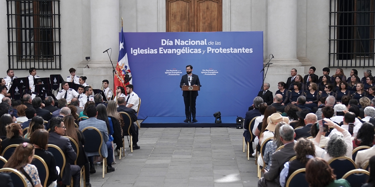 S.E. el Presidente de la República, Gabriel Boric Font, participa de la conmemoración del Día Nacional de las Iglesias Evangélicas y Protestantes.