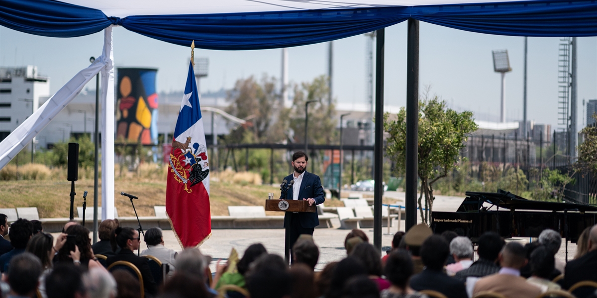 S.E. el Presidente de la República, Gabriel Boric Font, participa de la entrega del Informe Anual de Derechos Humanos 2024 del Instituto Nacional de Derechos Humanos