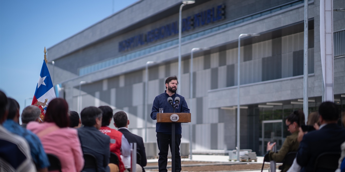 S.E. el Presidente de la República, Gabriel Boric Font, encabeza visita a las obras del nuevo Hospital de Ñuble y firma de convenio de programación entre el Ministerio de Salud y la Gobernación Regional de Ñuble.