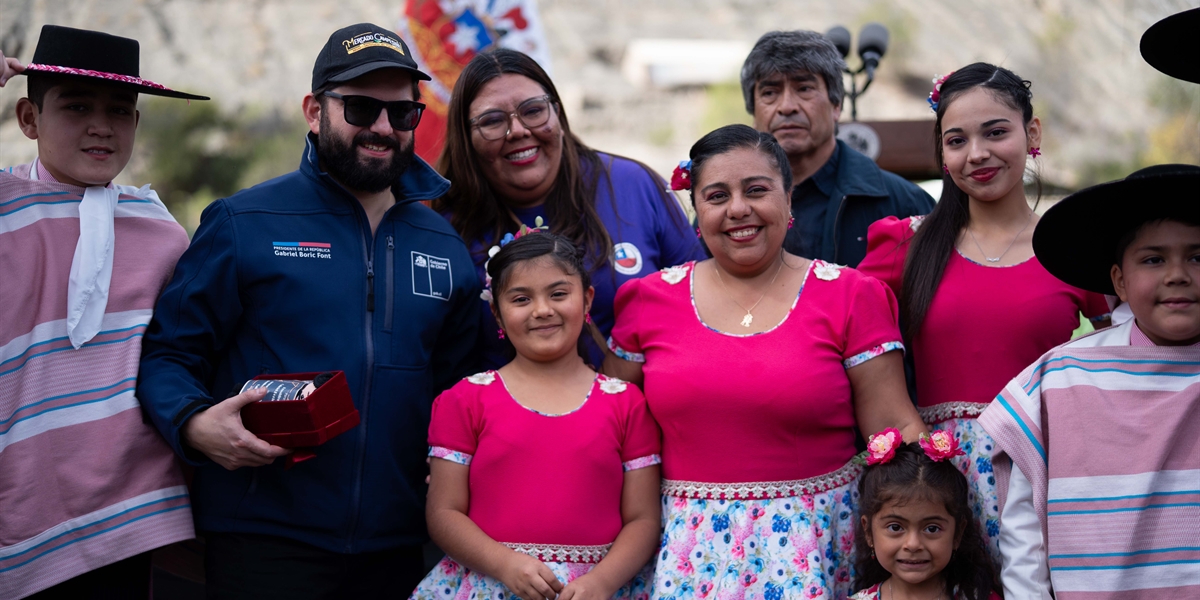 S.E. el Presidente de la República, Gabriel Boric Font, encabeza actividad de entrega de medidas para el desarrollo agrícola y ganadero de la Región de Atacama