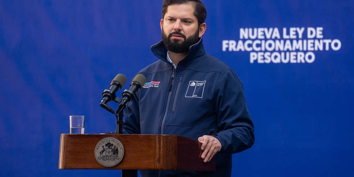 S.E. el Presidente de la República, Gabriel Boric Font, encabeza acto oficial tras la publicación de la nueva Ley de Fraccionamiento Pesquero