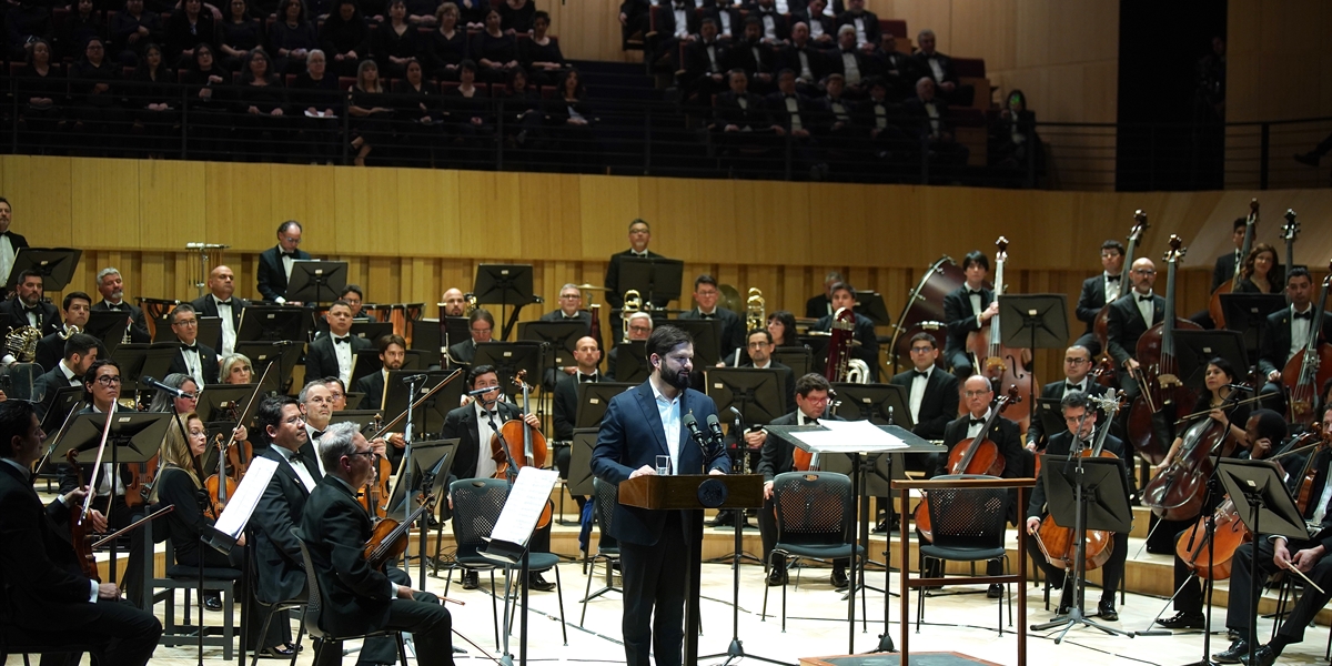 S.E. el Presidente de la República, Gabriel Boric Font, encabeza la inauguración de la Gran Sala Sinfónica de la Universidad de Chile