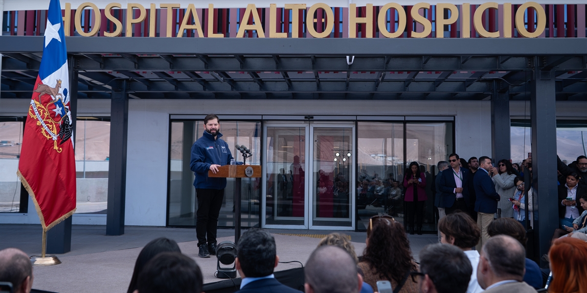 S.E. el Presidente de la República, Gabriel Boric Font, inaugura el Hospital de Alto Hospicio