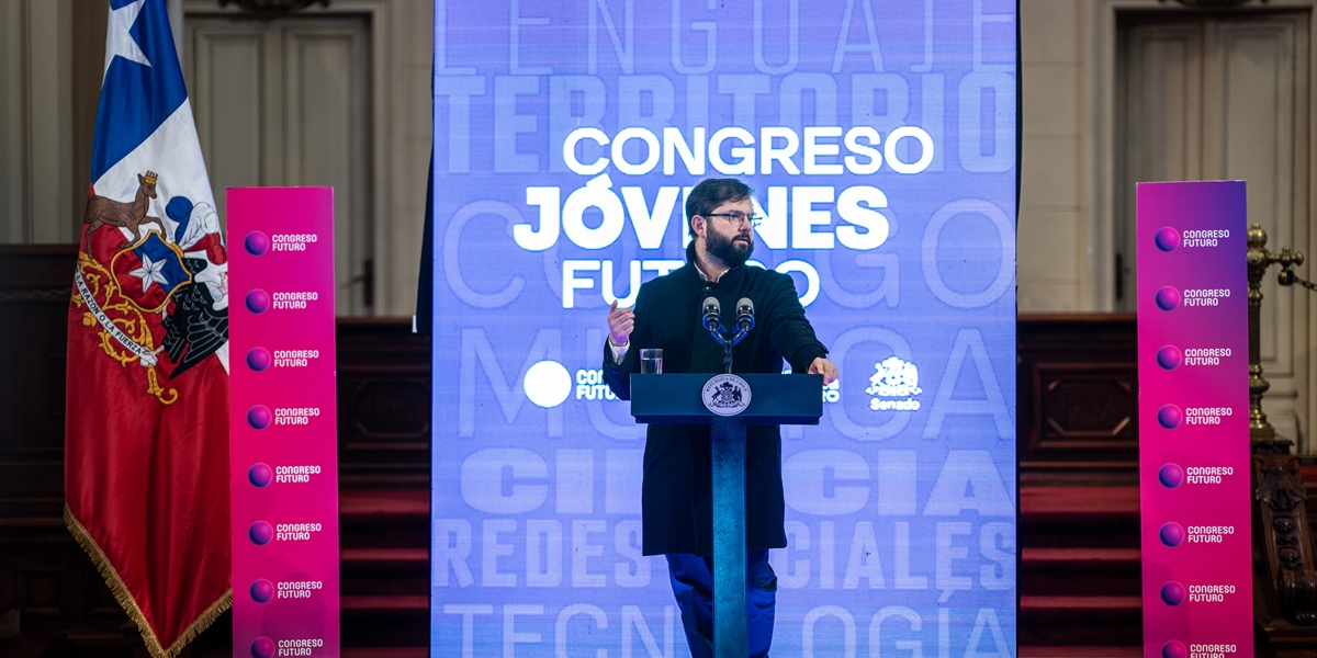 S.E. el Presidente de la República, Gabriel Boric Font, encabeza la inauguración de la sexta edición del Congreso Jóvenes Futuro