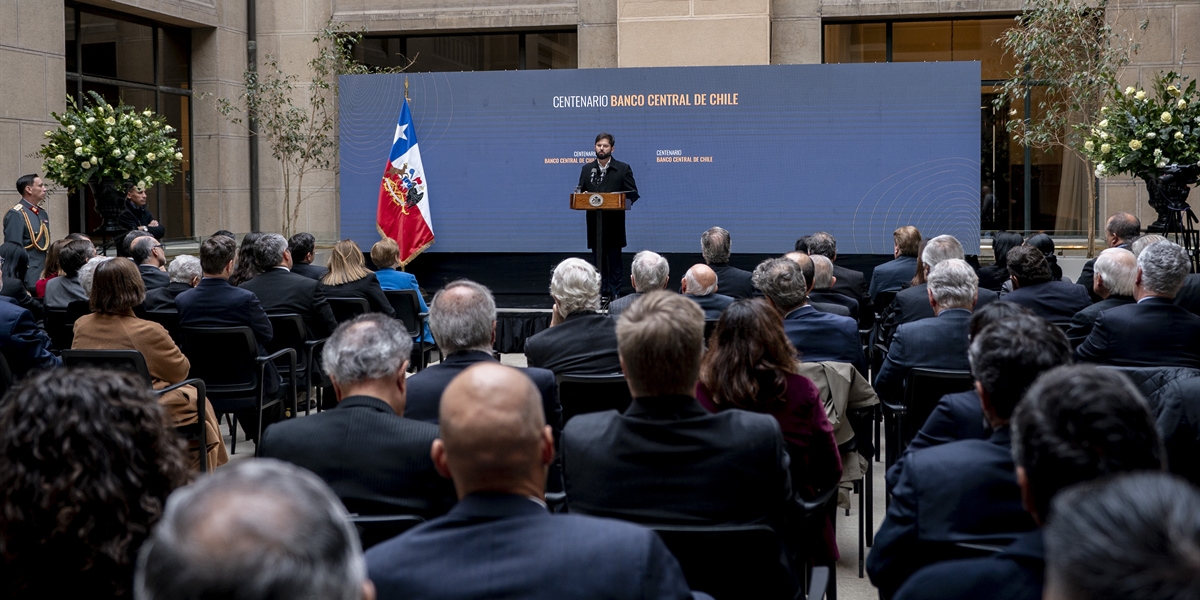 S.E. el Presidente de la República, Gabriel Boric Font, participa de la ceremonia de conmemoración de los 100 años del Banco Central