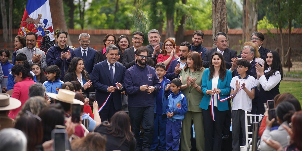 S.E. el Presidente de la República, Gabriel Boric Font, inaugura el Parque La Ermita de San Esteban