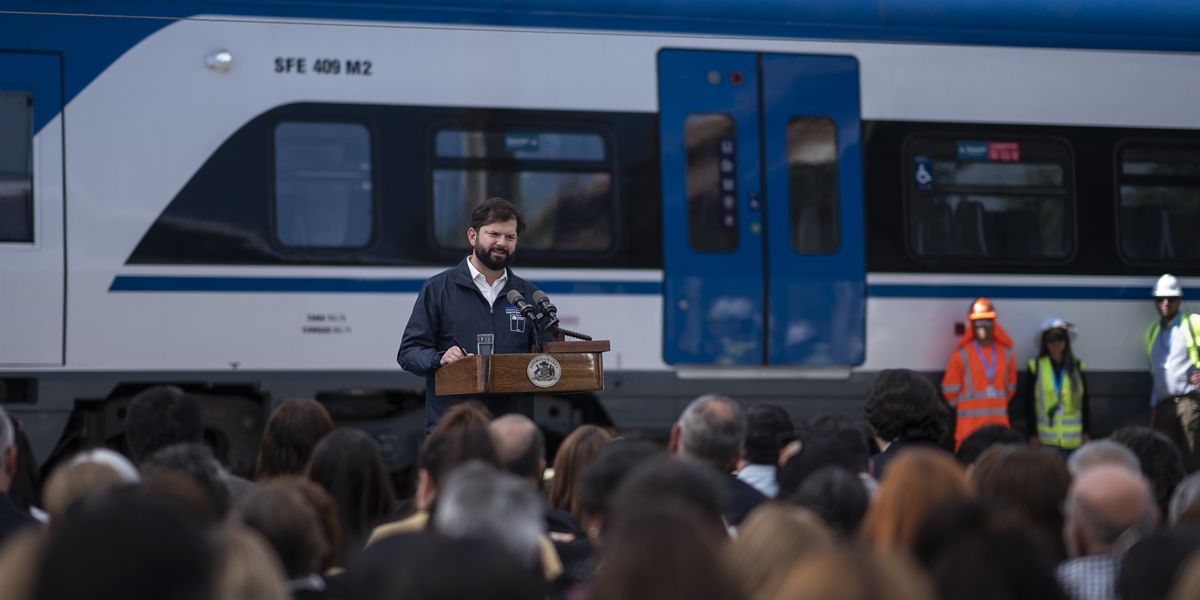 S.E. el Presidente de la República, Gabriel Boric Font, encabeza el inicio de obras del Tren Alameda-Melipilla