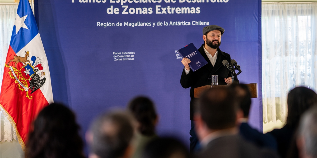 S.E. el Presidente de la República, Gabriel Boric Font, encabeza la firma del Nuevo Plan Especial de Desarrollo de Zonas Extremas para la Región de Magallanes y de la Antártica Chilena