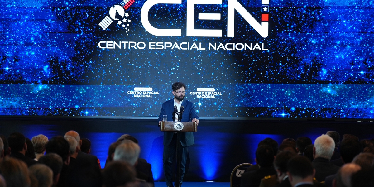 S.E. el Presidente de la República, Gabriel Boric Font, encabeza la inauguración del Centro Espacial Nacional