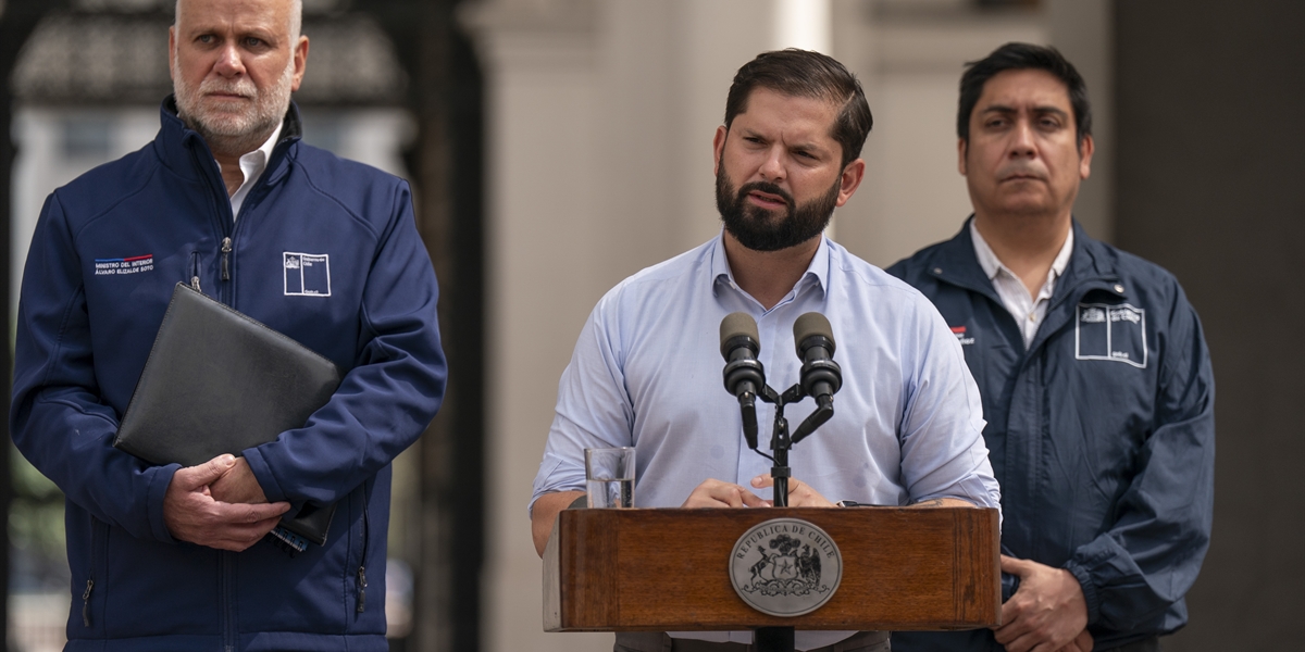 S.E. el Presidente de la República, Gabriel Boric Font, anuncia nuevas medidas de ayudas tempranas y detalla apoyos en curso para familias afectadas por incendios forestales en la zona centro sur del país