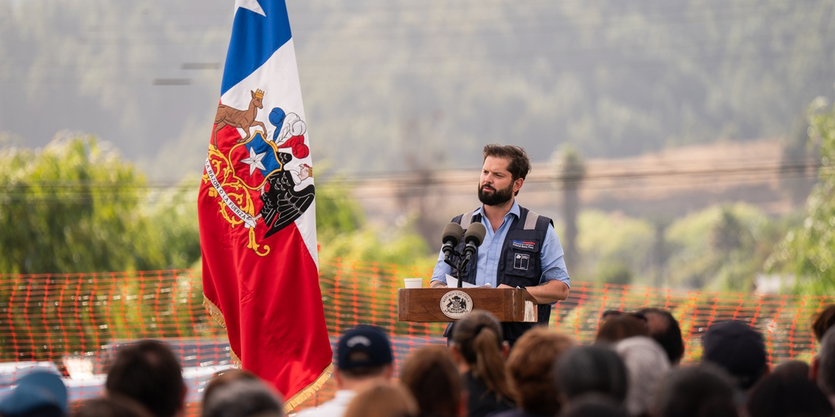 S.E. el Presidente de la República, Gabriel Boric Font, encabeza la ceremonia de primera piedra del nuevo Hospital de Licantén